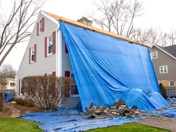 Best Garage Cleanout  in Bay Shore, NY